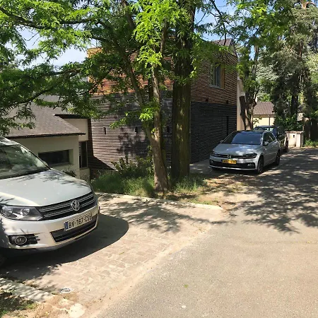 Denis & Virginie - Chateau A Pied - Parking Gratuit 凡尔赛