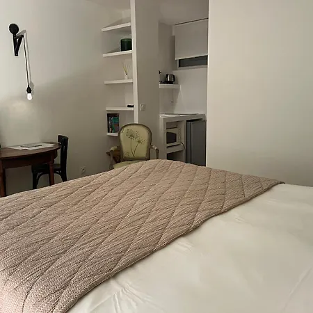 Denis & Virginie - Chateau A Pied - Parking Gratuit 3*