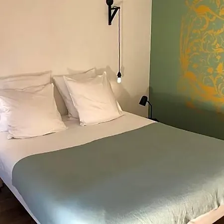Denis & Virginie - Chateau A Pied - Parking Gratuit فندق مبيت وإفطار فيرفاي