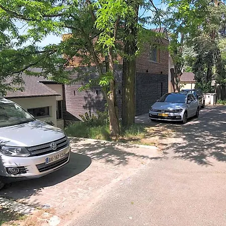 Denis & Virginie - Chateau A Pied - Parking Gratuit Wersal