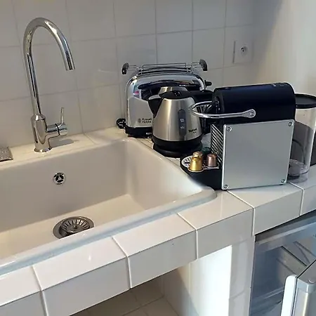Bed & Breakfast Denis & Virginie - Chateau A Pied - Parking Gratuit Versailles