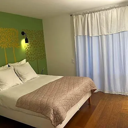 Bed & Breakfast Denis & Virginie - Chateau A Pied - Parking Gratuit 3*
